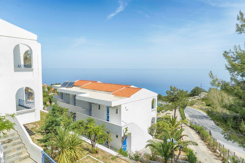 Karras Star Hotel Evdilos  Eksteriør bilde