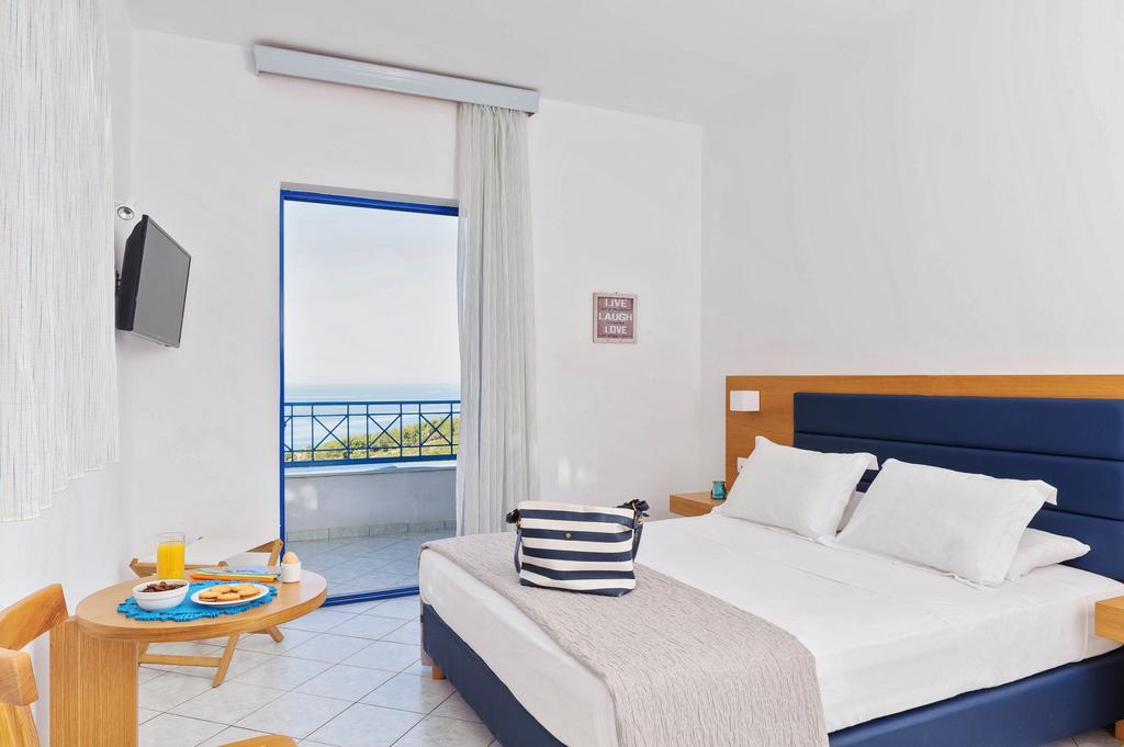 Karras Star Hotel Evdilos  Eksteriør bilde